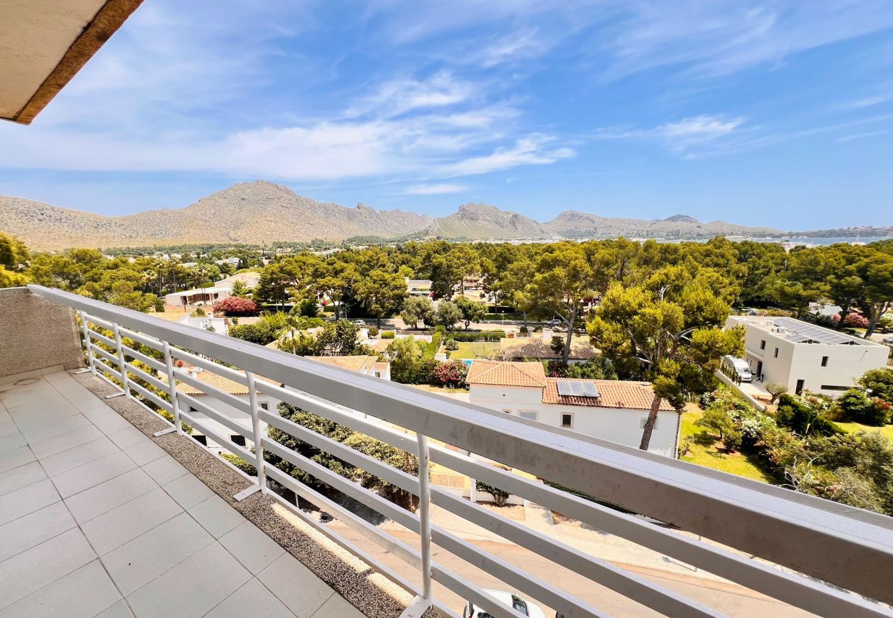 Apartamento en Port de Pollença - APARTAMENTO CON VISTAS UNICAS Y PISCINA EN BELLAUB