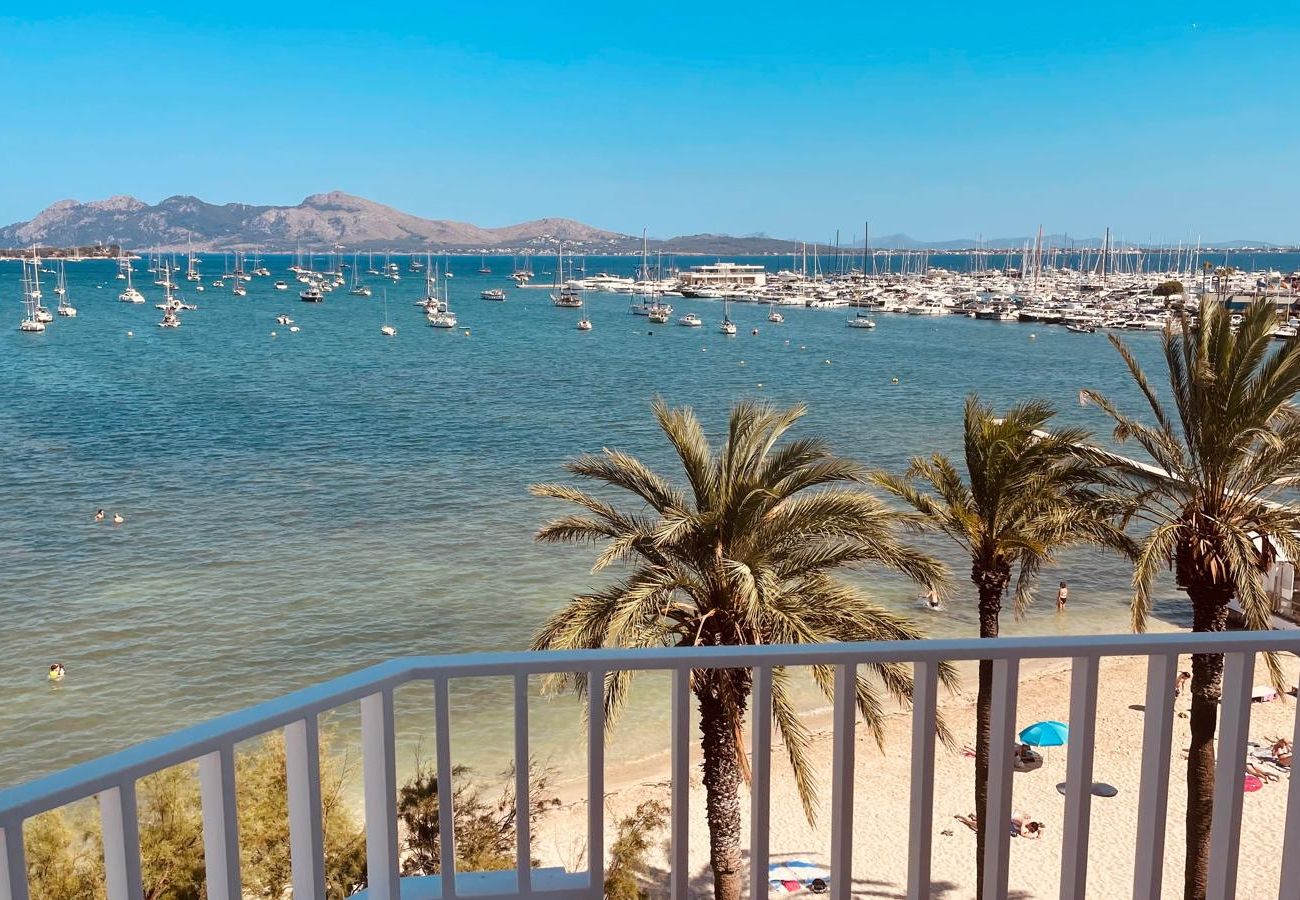 Apartamento en Puerto Pollensa - APARTAMENTO FRENTE AL MAR, PRIMERA LINEA, PUERTO P