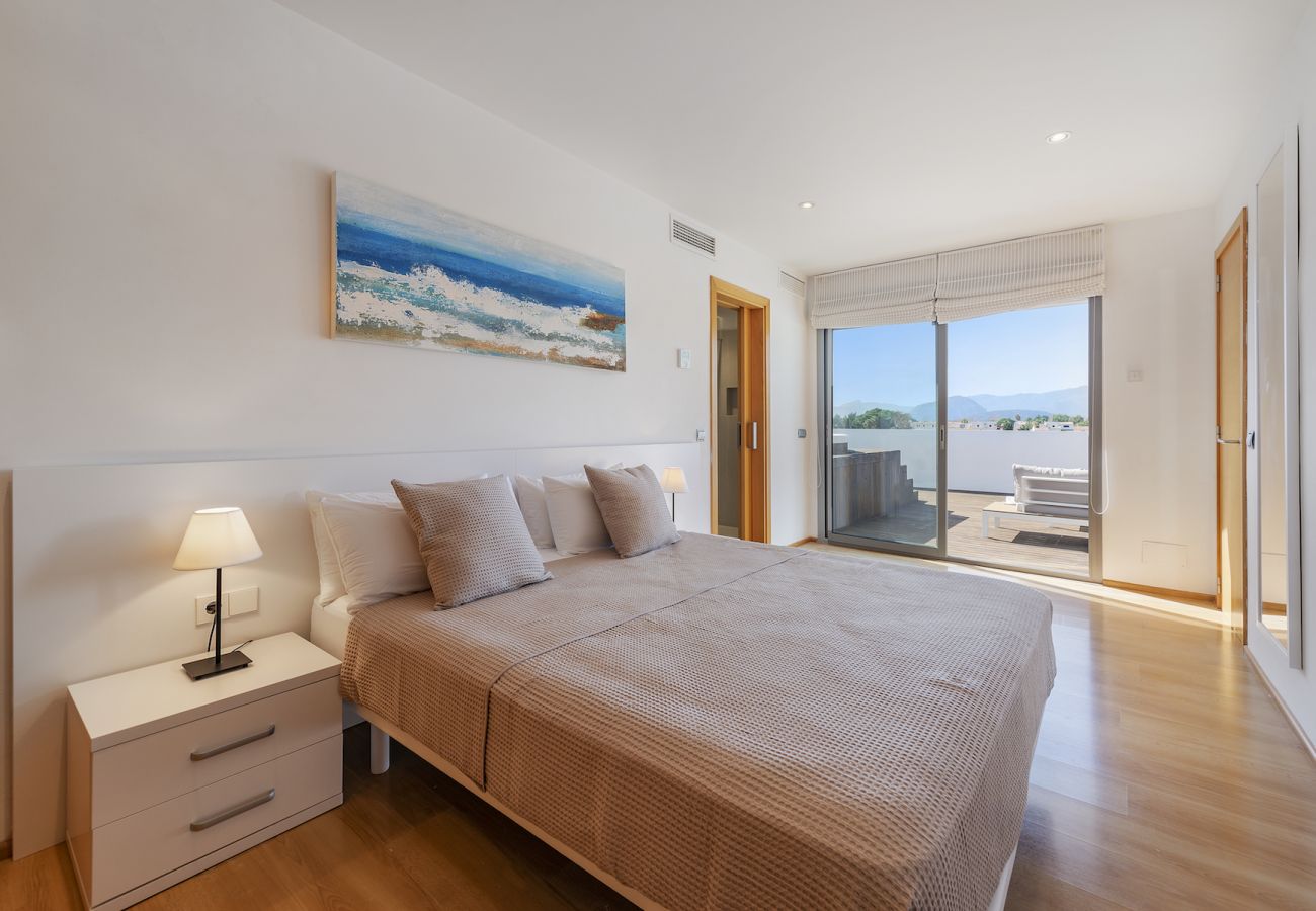 Apartamento en Puerto Pollensa - Penthouse Apartment Tomir with mountain views