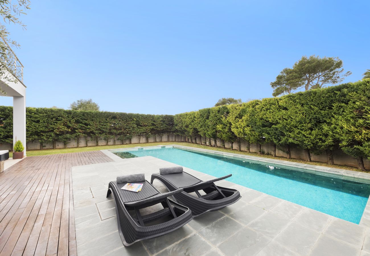 Villa en Puerto Pollensa - Villa Alfa