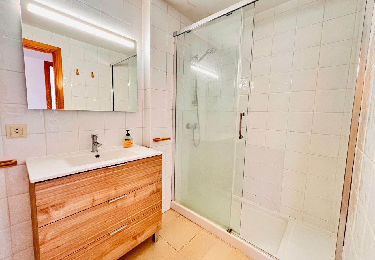 Apartment in Port de Pollença - APARTAMENTO CON VISTAS UNICAS Y PISCINA EN BELLAUB