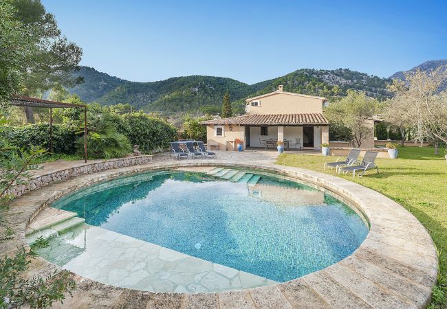 Villa with pool near Pollensa