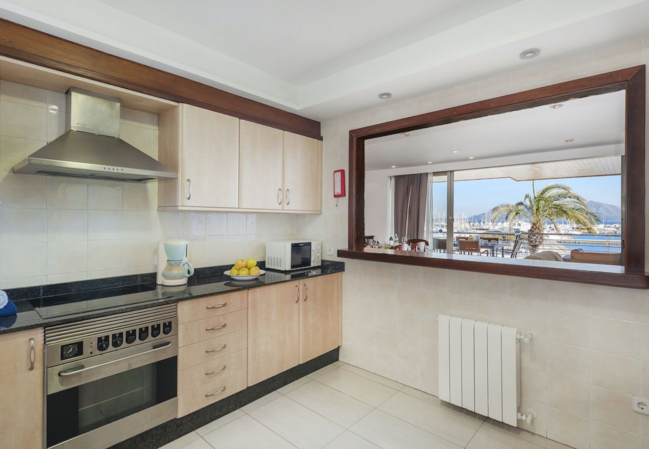 apartment for rent in beach pollensa mallorca