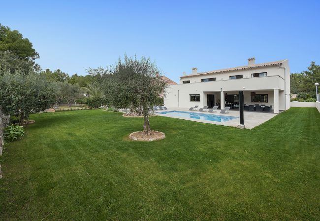 Villa in Alcúdia - Eulalia Romero Villa in Alcúdia - Eulalia Romero