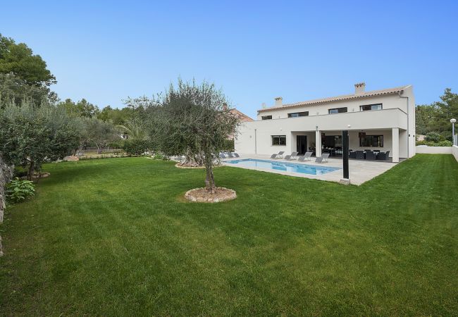 Villa in Alcudia - Eulalia Romero